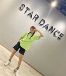 -STAR舞蹈工作室