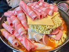 -炙韩料理·部队锅专门店