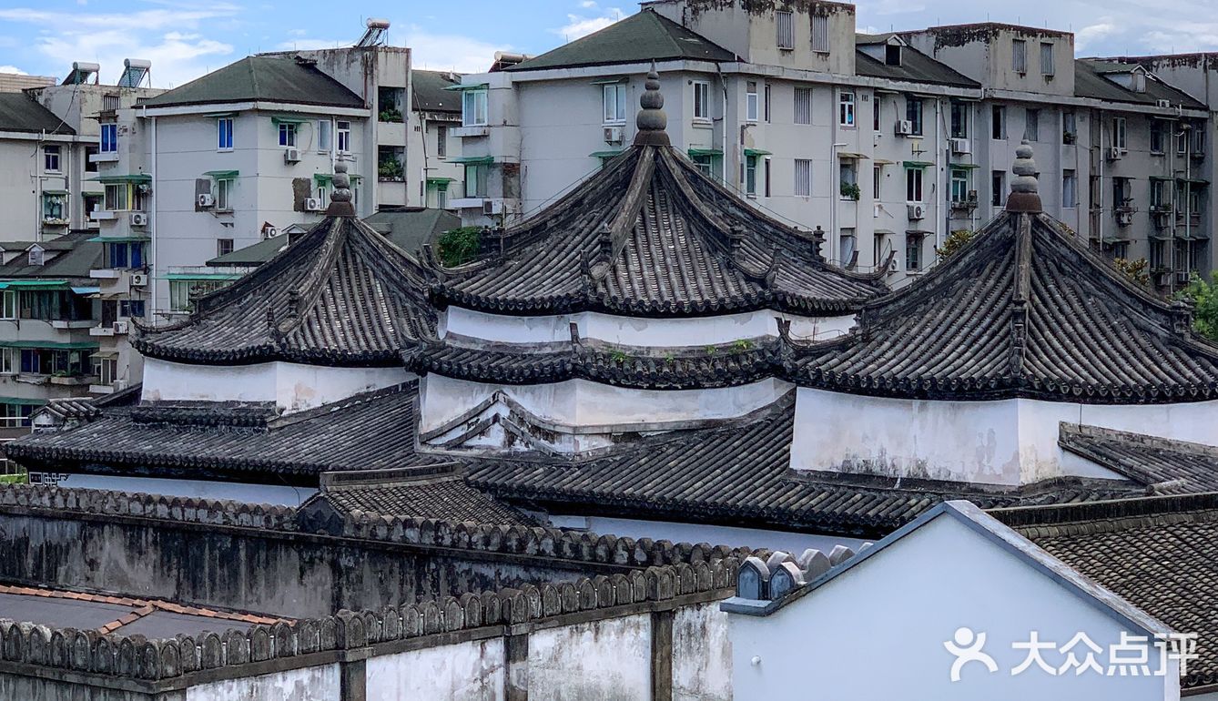 台风来临前，我以为穿越了…