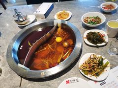 -忘情水鱼头·鲜鱼火锅(滨江中路店)