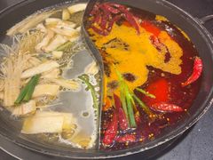 -重庆故事姊妹老火锅(财经学院店)