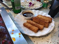 -二荆条·蜀鲜汇城市森林火锅