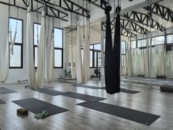 -无界瑜伽普拉提