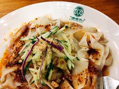 石河子凉皮-塔哈尔·新疆盛宴(城西银泰店)