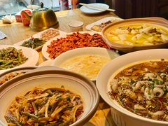 -小三峡食府(西五路店)