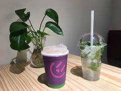 -WOW coffee