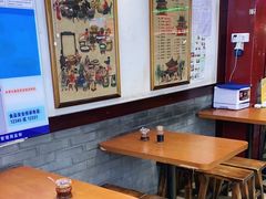大堂-秦人美食(中山医店)