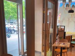 用餐区-德克士(崂山百货店)