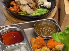 -WOW LUCKY创意韩料(龙阳广场店)