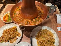 -浩海火燒雲傣家菜(芮欧百货店)