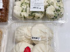 鲜肉笋丁小包子-白玉兰食品(中山公园龙之梦店)