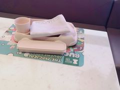 -水桶王国主题餐厅·聚会·生日派对·亲子活动·家庭套餐(亚龙湾希尔顿店)