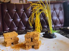 -金陵红鲤鱼餐厅(孝陵卫紫金山店)