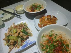 -老三烤肉·融合菜宴会厅