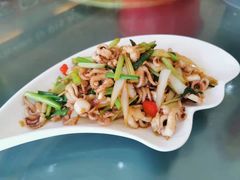 -覃记海鲜美食餐厅