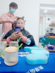 -东方美妍小鹏造型