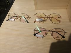 -Trend1881视光·蔡司视觉(领展广场店)