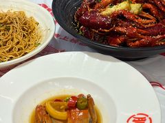 -肥肥虾庄·金牌油焖大虾(汉口城市广场店)