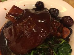 -山明水秀大饭店