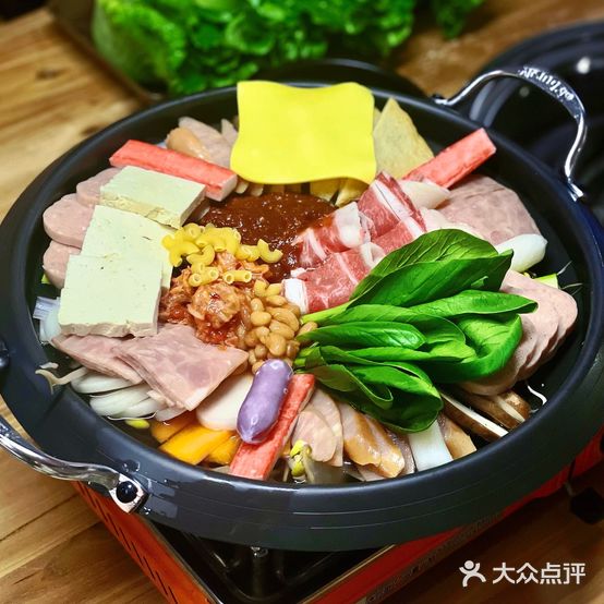 金家生活村韩料烤肉(金妈妈爱山店)