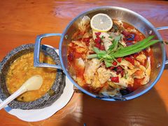 -菌自由丨野生菌火锅特色庭院餐厅(丽江古城店)