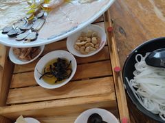 -桥香园过桥米线(国贸店)