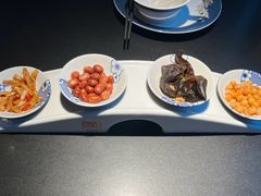 -凤凰湘语·平价海鲜餐厅(浦东旗舰店)
