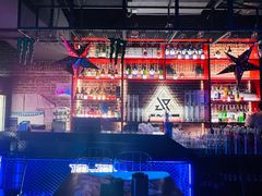 -UP嘻哈酒吧(粉巢店)
