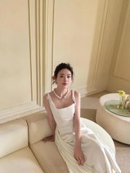 -喜爱高定婚纱摄影