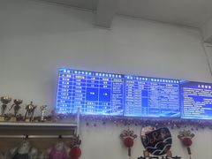 -奥冠体育恒温游泳馆(市少年宫店)