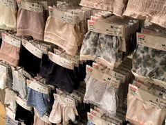 -hotwind热风(中贸广场店)