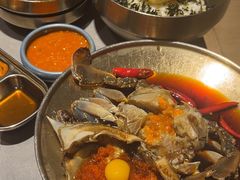 -草家酱蟹炭火烤肉店(珲春南路一店)