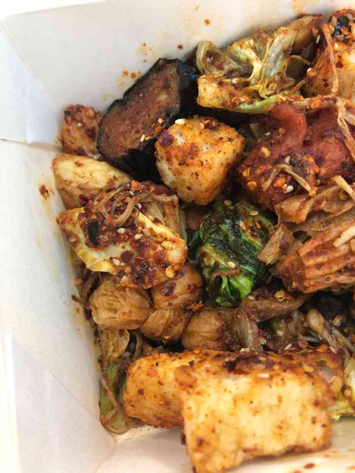 香格里辣-"超级好吃,满满一大盒20块不到 而且特别."-大众点评移动版