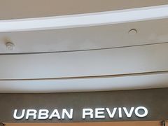 -URBAN REVIVO(七宝领展广场店)