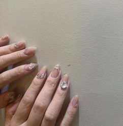 -雪儿·YuKi美甲美睫皮肤管理Salon