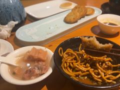 -莲餐厅·湖北菜·潜江小龙虾店(愚园路店)