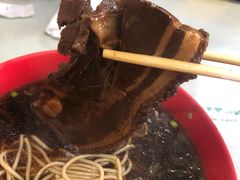 -小龙大肉面馆