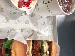 招牌牛肉堡-Shake Shack(西单大悦城店)