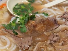 -鑫花溪牛肉米粉(文星广场店)
