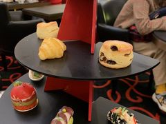 -Salon de The de Joel Robuchon(外滩18号店)
