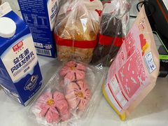 -光明牛奶棚(南泉店)