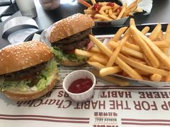-The Habit Burger Grill 哈比特汉堡(爱琴海店)