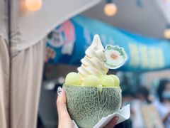 哈密瓜冰淇淋-玲婧胡同·生日蛋糕·餐厅(嘉里城店)