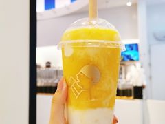 -喜茶(迪士尼小镇DP店)