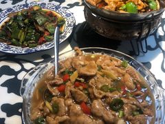 -何哥鲜鱼餐厅(龙湖花园店)