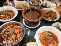 -鑫小城故事·藕汤·家常菜(台北一路总店)