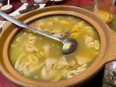 腌笃鲜鸡肉砂锅-阿莉餐厅(枣阳路店)