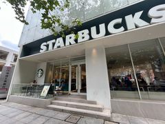 -星巴克臻选(上海淮海百盛购物中心店)