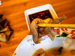 -明姨仔潮汕美食·碳炉猪脚·汕尾牛腩饭·起片鸡煲(起义路店)