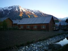 -喀纳斯禾木山庄